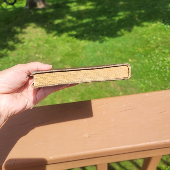 Vintage Gregg Shorthand Dictionary (1936) - Picture 9 of 11